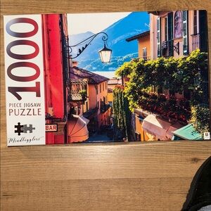 1000 Piece Jigsaw Puzzle - Scenic Village with Red and Green Accents